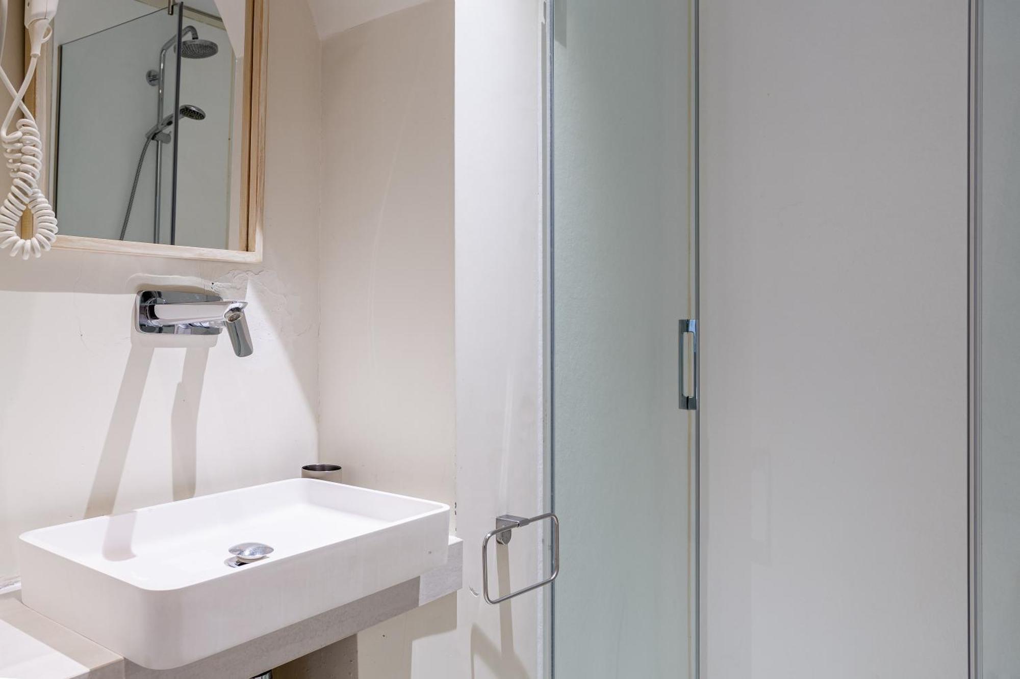 Apt 8 Geranio Girona Zewnętrze zdjęcie
